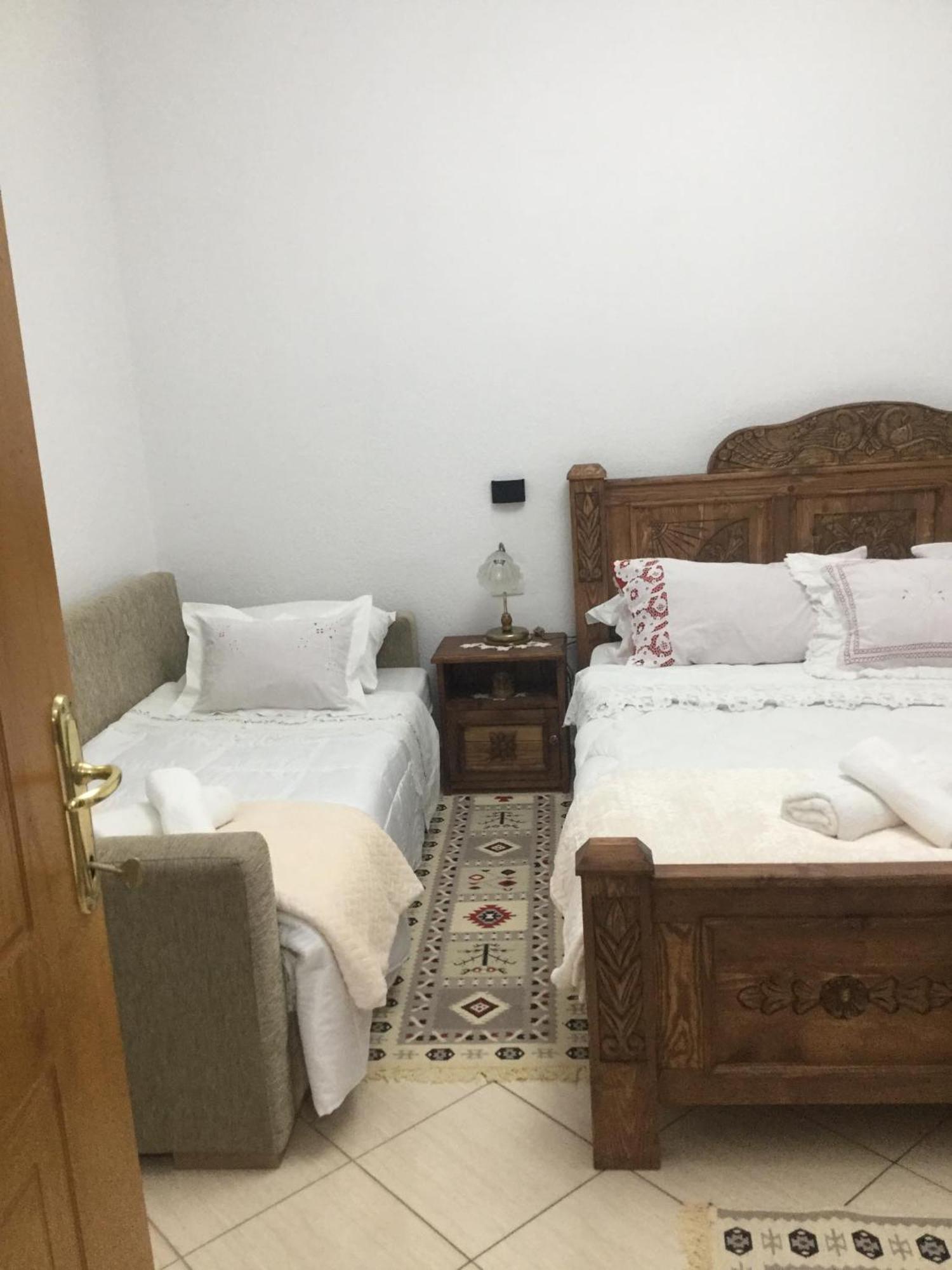 Luna Pensión Gjirokastër